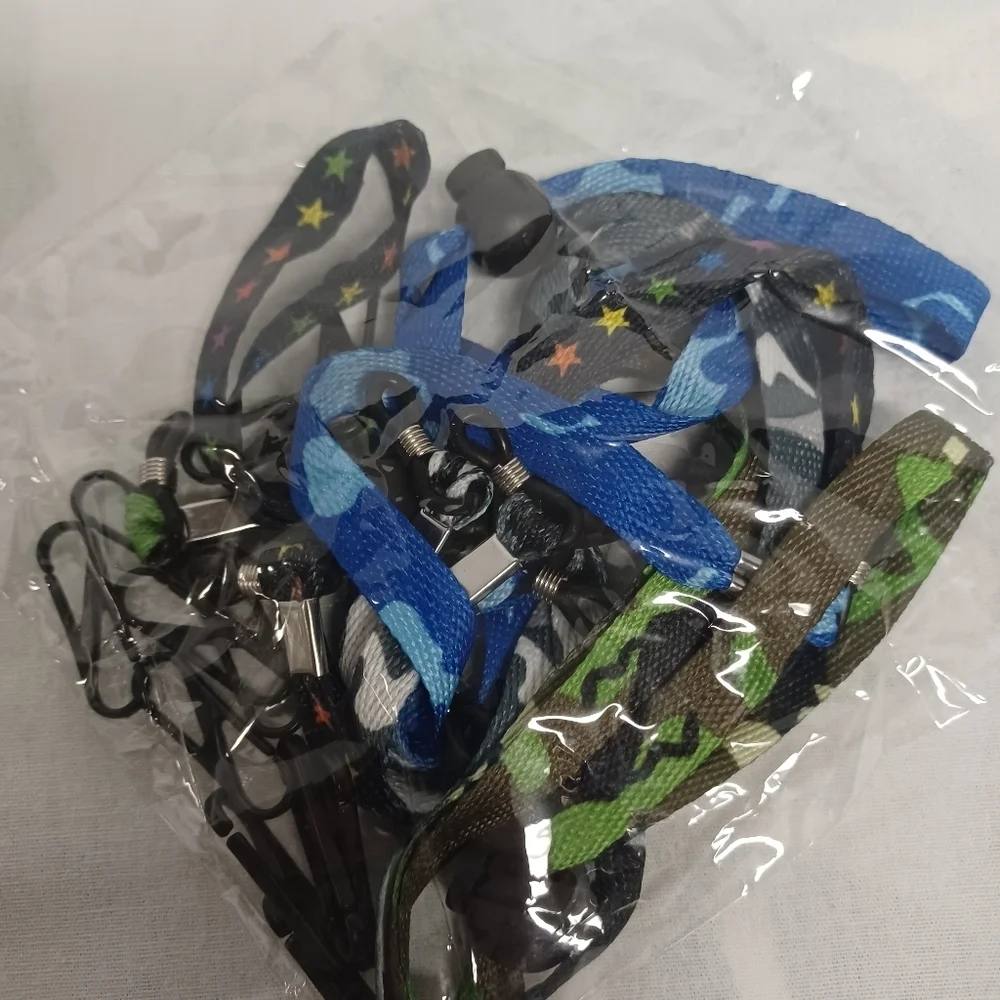 VANBAT UV400 Blue Light Blocking Glasses for Kids PLUS Accessories and Case